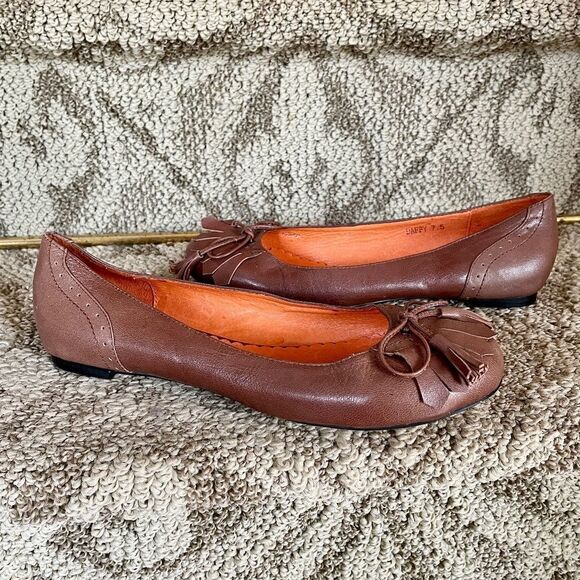 Jeffrey Campbell Daffy Kiltie Ballet Flats Shoes Size 7.5 Luggage Brown Leather - Picture 1 of 6